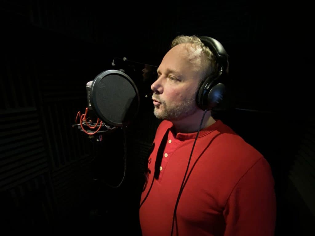 Voice Over - Darren Hill